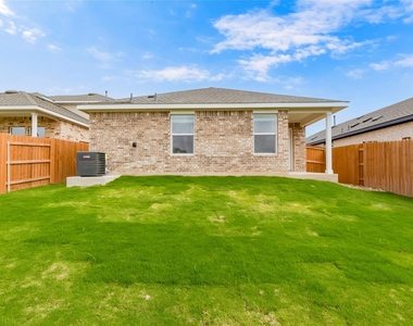 2004 Arbuckle Dr - Photo Thumbnail 25