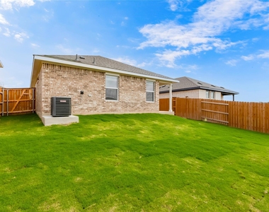 2004 Arbuckle Dr - Photo Thumbnail 26