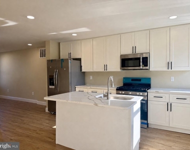 12 S Tremont Road - Photo Thumbnail 4