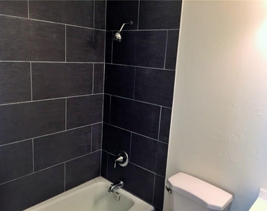 2616 Ektom Dr - Photo Thumbnail 9