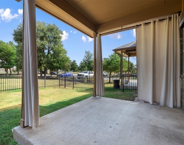 1001 Zodiac Ln - Photo Thumbnail 26