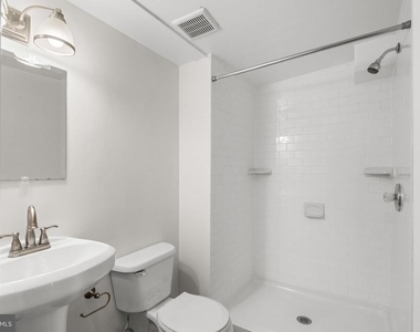 118 W Randall Street - Photo Thumbnail 26