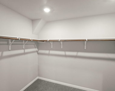 121 Greenway Ln - Photo Thumbnail 12