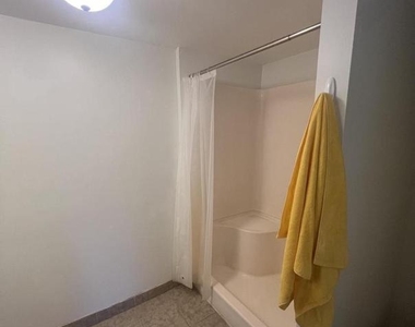 626 Clark Ave - Photo Thumbnail 11