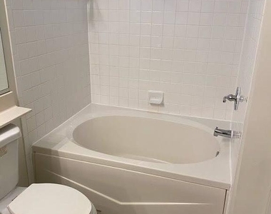 3109 River Bend Court - Photo Thumbnail 9