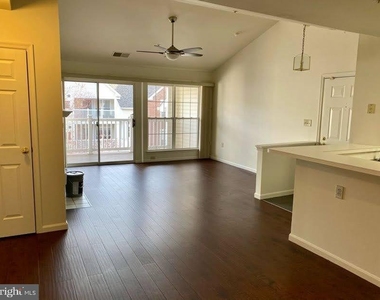 3109 River Bend Court - Photo Thumbnail 5