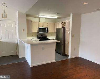 3109 River Bend Court - Photo Thumbnail 6