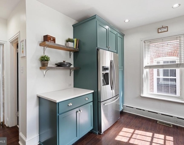 1310 N Dupont Street - Photo Thumbnail 9