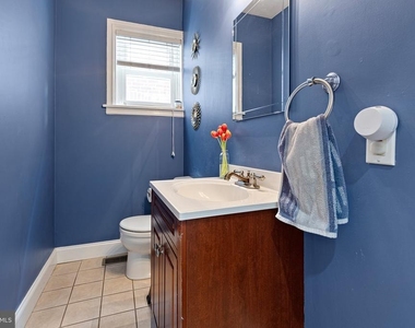 1310 N Dupont Street - Photo Thumbnail 10