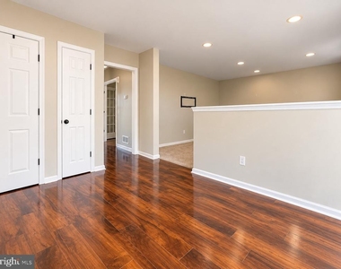 366 Cantwell Drive - Photo Thumbnail 19