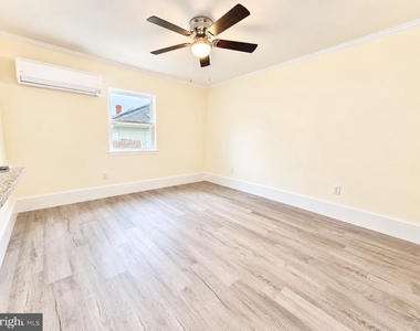 5613 N Dupont Highway - Photo Thumbnail 8