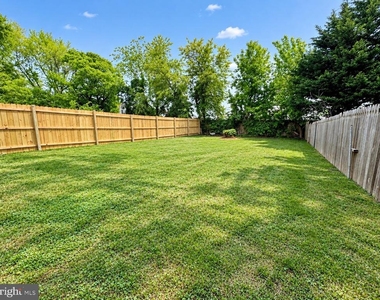 5613 N Dupont Highway - Photo Thumbnail 2