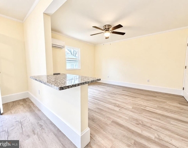 5613 N Dupont Highway - Photo Thumbnail 6