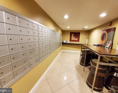 915 E St Street Nw - Photo Thumbnail 11