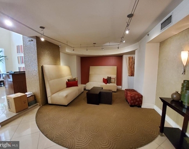 915 E St Street Nw - Photo Thumbnail 1