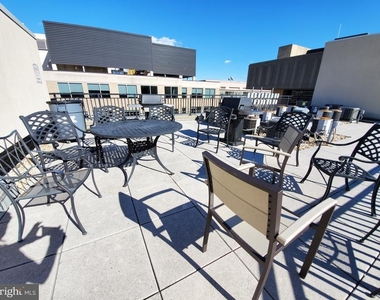 915 E St Street Nw - Photo Thumbnail 7