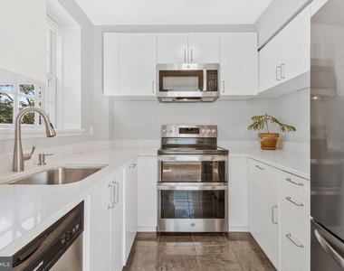 3460 39th Street Nw - Photo Thumbnail 31