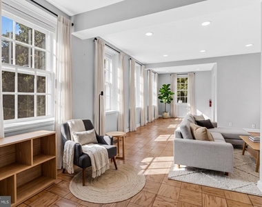 3460 39th Street Nw - Photo Thumbnail 5