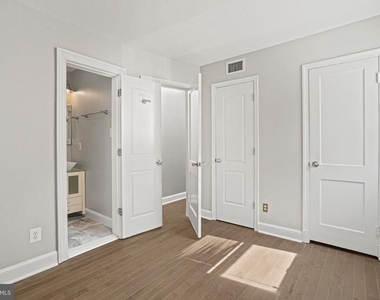 2749 Arizona Avenue Nw - Photo Thumbnail 25
