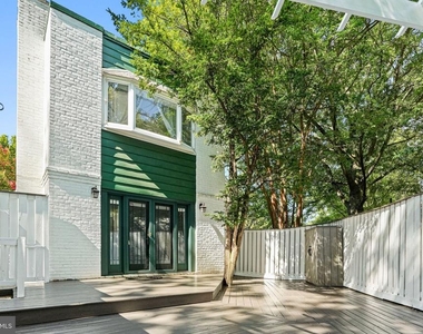 2749 Arizona Avenue Nw - Photo Thumbnail 18