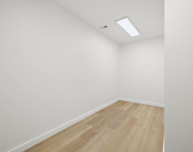 4014 Greystone Dr - Photo Thumbnail 27