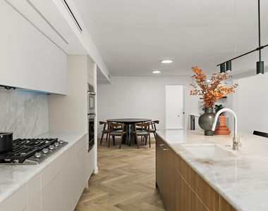 4014 Greystone Dr - Photo Thumbnail 17
