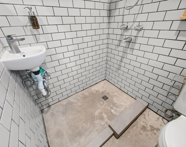 8200 0 Wavertree Ct - Photo Thumbnail 21