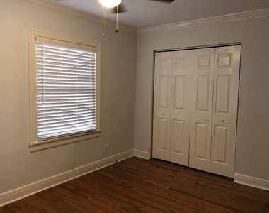 1020 Ellingson Ln - Photo Thumbnail 6