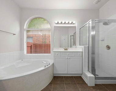 1917 Chasewood Dr - Photo Thumbnail 11