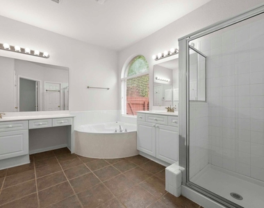 1917 Chasewood Dr - Photo Thumbnail 10