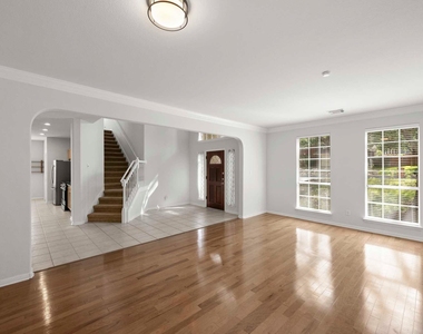 1917 Chasewood Dr - Photo Thumbnail 2