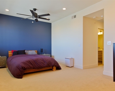 604 N Bluff Dr - Photo Thumbnail 11