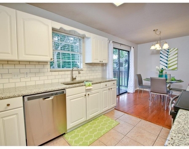 2408 Berkeley Ave - Photo Thumbnail 10