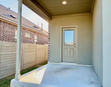105 Blue Blaze Trl - Photo Thumbnail 21