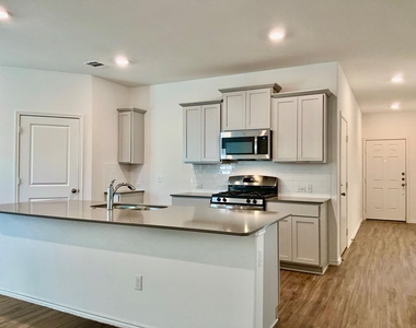 105 Blue Blaze Trl - Photo Thumbnail 5