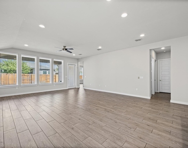 8317 Donnelley Dr - Photo Thumbnail 11