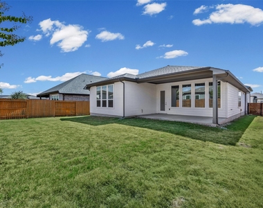 8317 Donnelley Dr - Photo Thumbnail 26
