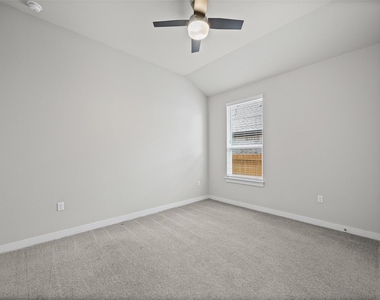 8317 Donnelley Dr - Photo Thumbnail 15