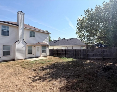 7821 Tee Dr - Photo Thumbnail 21