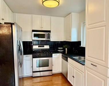 4807 E Oltorf St - Photo Thumbnail 7