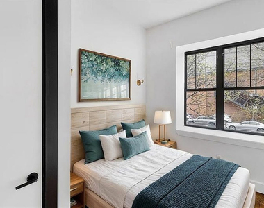 1148 Pacific Street - Photo Thumbnail 3