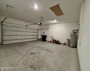 2947 Crossfield Drive - Photo Thumbnail 6