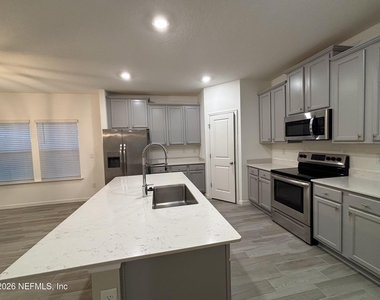 2947 Crossfield Drive - Photo Thumbnail 10