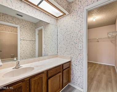 3811 Millpoint Drive - Photo Thumbnail 27