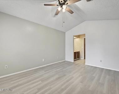 3811 Millpoint Drive - Photo Thumbnail 25