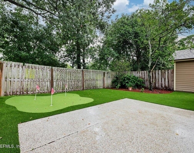 3811 Millpoint Drive - Photo Thumbnail 7
