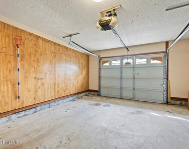 3811 Millpoint Drive - Photo Thumbnail 20