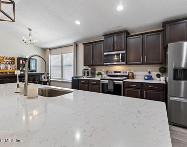 3172 Little Kern Lane - Photo Thumbnail 19
