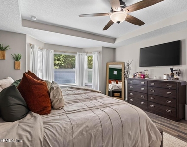 3172 Little Kern Lane - Photo Thumbnail 42