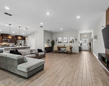 3172 Little Kern Lane - Photo Thumbnail 16